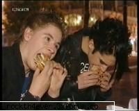 :rotfl: cel mai nasol moment din viatza celor din tokio hotel!!!