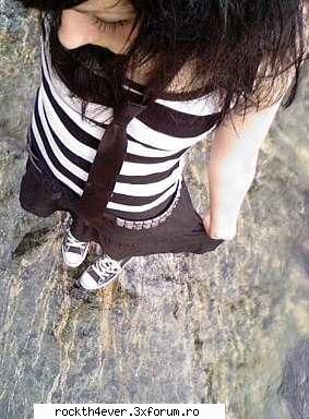 deranjeaza cel mai tare tom? k`i fustangiu