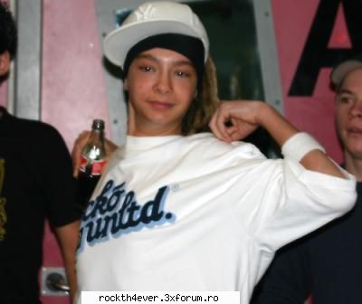 pun si iop foto cu tom